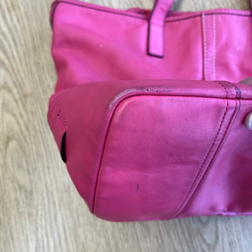 Coach Pink Leather Shoulder Bag - Picture 14 of 16